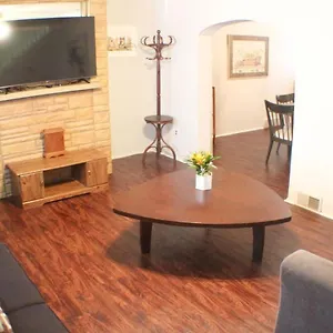 comfortable-4-bed-house-short-walk-to-amazing-view.hotels-in-pittsburgh.com/